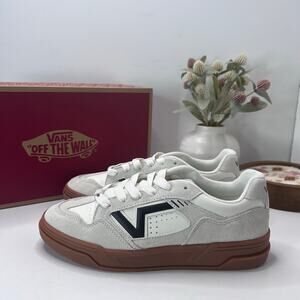 New Vans Upland Retro Chunky Sneaker Suede Marshmallow Gum Men's 11 NWB